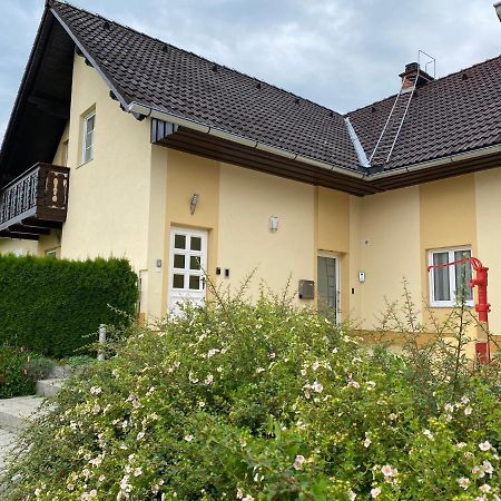 Ferienwohnung Peklar Arnfels Екстер'єр фото