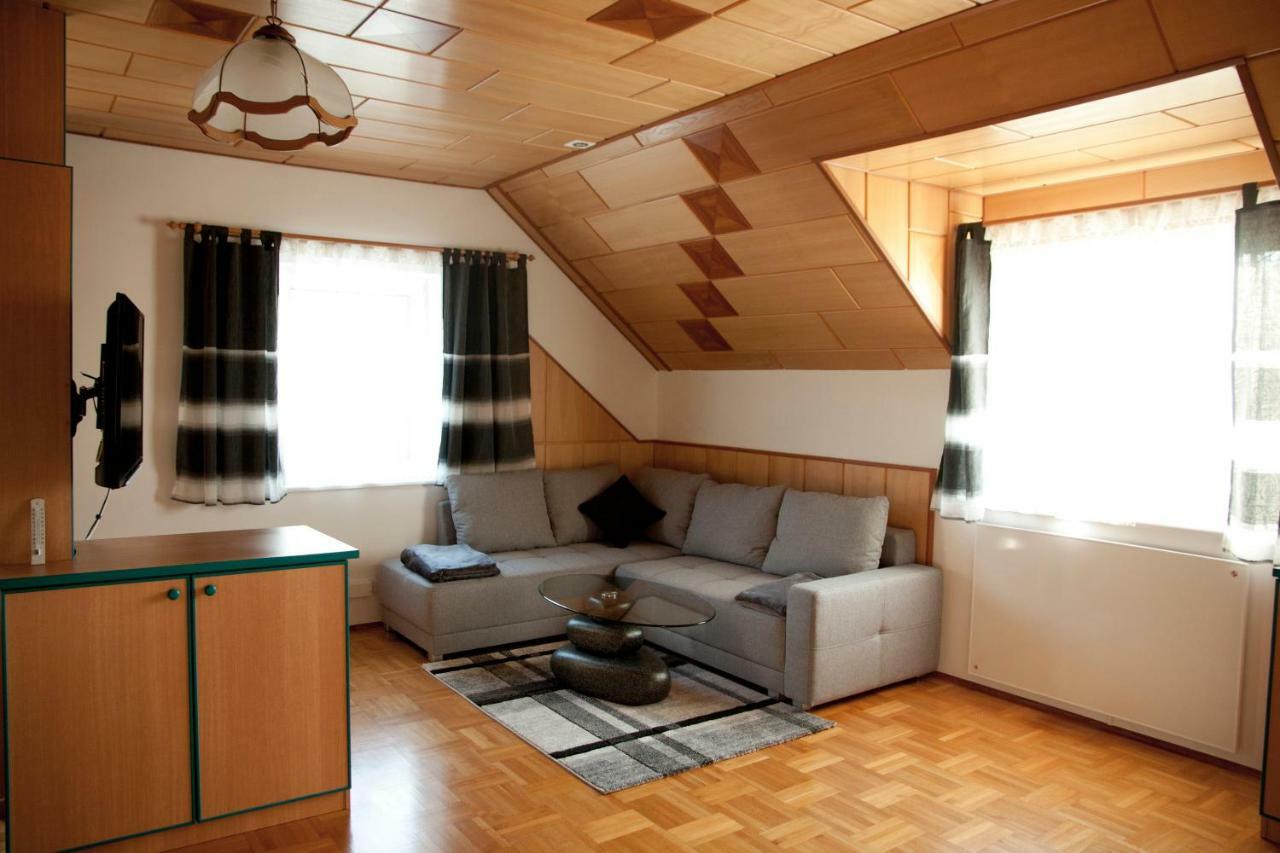 Ferienwohnung Peklar Arnfels Екстер'єр фото